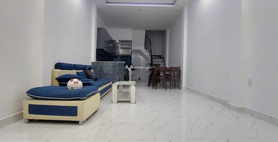 Nhà có 2 phòng ngủ cho thuê nhà ở diện tích trong khoảng 83.8m2 giá thuê đặc biệt từ 8.5 triệu/tháng vị trí thuận lợi Phú Thọ Hòa, Tân Phú-01