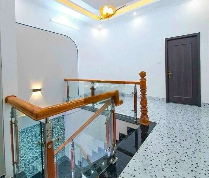 Có diện tích chính 100m2 bán nhà vị trí thuận lợi nằm ở Đinh Đức Thiện, Bình Chánh trong nhà này 4 PN 2 WC liên hệ chính chủ-01