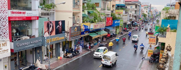 Do đổi hướng làm bán nhà vị trí mặt tiền tọa lạc tại Quận 1, Hồ Chí Minh bán ngay với giá khởi điểm từ 42 tỷ có diện tích chính 88.5m2 tin chính chủ-02