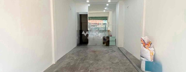 Cho thuê nhà diện tích mặt tiền 34m2 vị trí tốt ở Vườn Chuối, Hồ Chí Minh thuê ngay với giá siêu tốt chỉ 27 triệu/tháng, nhà có tổng cộng 3 PN, 3 WC-02