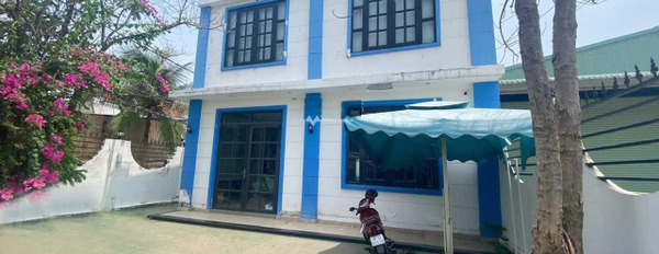 Cho thuê nhà diện tích rộng rãi 350m2 vị trí mặt tiền tọa lạc ở Nhơn Trạch, Đồng Nai thuê ngay với giá 39 triệu/tháng-03