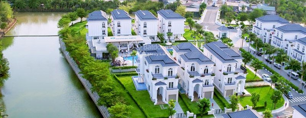 3 PN, bán biệt thự, bán ngay với giá hạt dẻ từ 53.2 tỷ diện tích rộng lớn 246m2 vị trí đặt ngay trên Đỗ Xuân Hợp, Phú Hữu-02