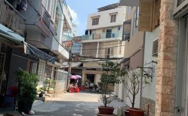 Hiện tại bí tiền bán nhà diện tích chuẩn 41m2 giá cực tốt chỉ 6.4 tỷ vị trí thuận lợi ở Tân Bình, Hồ Chí Minh tổng quan bên trong căn nhà 2 PN liên hệ...-03