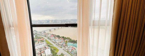 Giá 14.8 tỷ, bán chung cư diện tích trong khoảng 228m2 nằm ngay bên trong Long Biên, Long Biên, tổng quan trong căn hộ 3 PN, 3 WC pháp lý rõ ràng-02