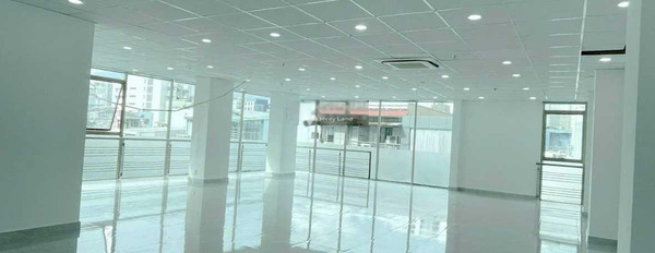 Cho thuê nhà ở diện tích khoảng là 240m2 thuê ngay với giá hấp dẫn 120 triệu/tháng vị trí đặt ở tại Quận 10, Hồ Chí Minh-03