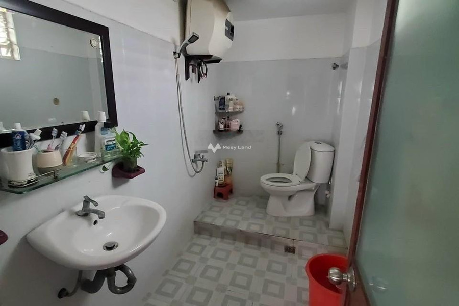 Nhà gồm 5 phòng ngủ bán nhà ở diện tích chuẩn 40m2 vị trí đặt tọa lạc trên Phạm Văn Đồng, Hồ Chí Minh-01