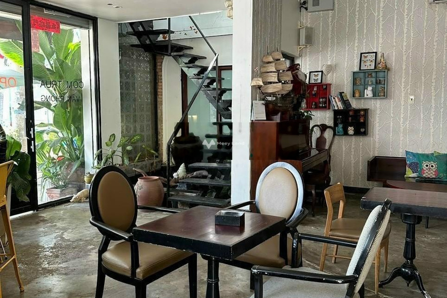 Cho thuê nhà ở diện tích là 192m2 giá thuê sang tên 50 triệu/tháng vị trí đặt tọa lạc trên Đường Số 79, Hồ Chí Minh-01