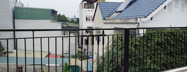 DT 37m2 bán nhà ở vị trí thuận lợi Đại Đồng, Hà Nội hướng Đông Bắc trong nhà này gồm có 4 PN 3 WC cám ơn quý khách đã đọc tin cảm ơn đã xem tin-02