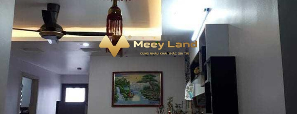 Giấy tờ đầy đủ, bán căn hộ vào ở ngay giá hữu nghị từ 1.2 tỷ vị trí thuận lợi tọa lạc ngay trên Phố Việt Hưng, Quận Long Biên có một dt 60m2-03