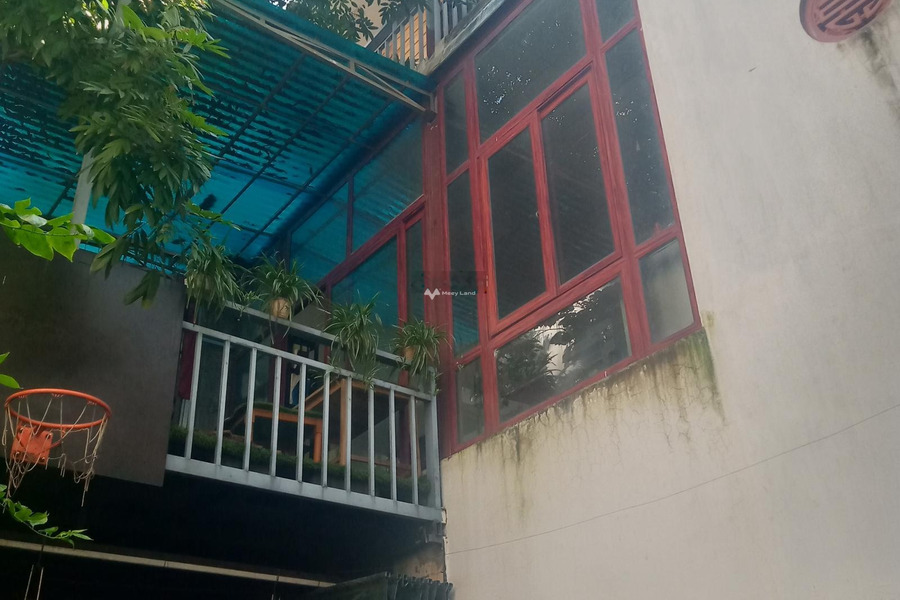 Bán nhà gần Thịnh Quang, Hà Nội bán ngay với giá tốt 10.2 tỷ có diện tích chung 89m2 tổng quan ngôi nhà này có 5 phòng ngủ-01