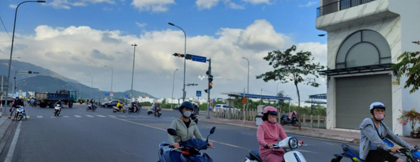 Vị trí mặt tiền ngay ở Phước Hải, Nha Trang bán đất giá bán hấp dẫn 10.5 tỷ có diện tích tiêu chuẩn 100m2-02