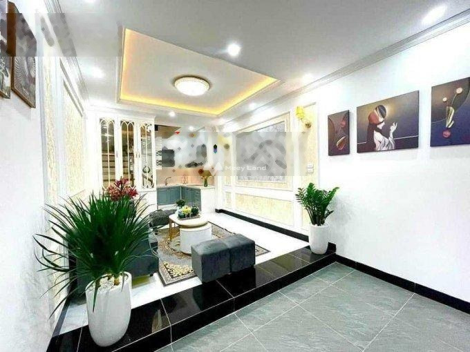 Bán nhà bán ngay với giá hiện tại chỉ 4 tỷ có diện tích chính 45m2 Phía trong Long Biên, Hà Nội-01