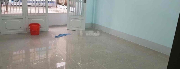 Cho thuê nhà hẻm 5m Hậu Giang Phường 12, Quận 6 giá 12 triệu – 68m2 -03