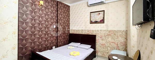 Bàu Cát, Hồ Chí Minh diện tích 20m2 1 phòng ngủ cho thuê phòng trọ nhìn chung gồm Đầy đủ, 1 WC khu vực đông đúc-02