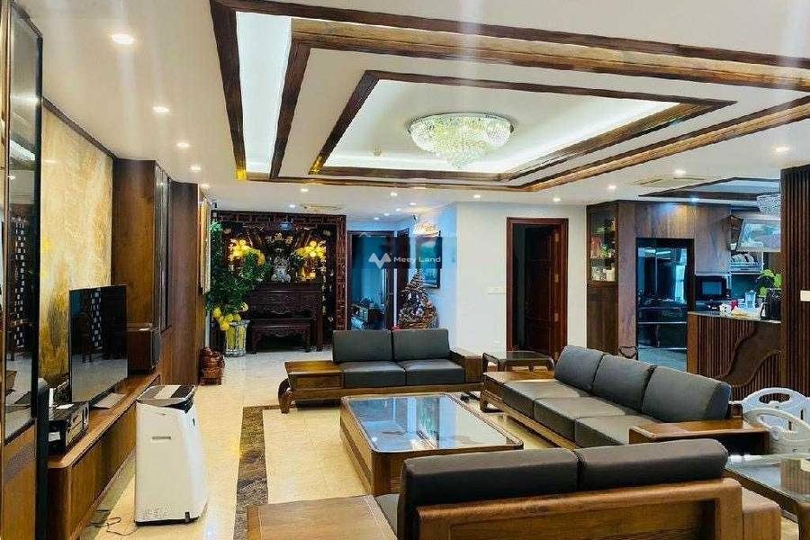 Trong căn nhà này gồm 7 phòng ngủ bán nhà bán ngay với giá giao động 10 tỷ có diện tích gồm 52m2 vị trí mặt tiền tọa lạc gần Hoàng Mai, Hà Nội-01