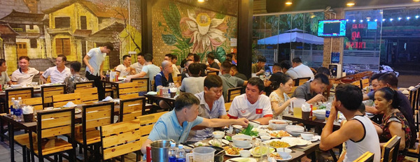 Sang nhượng nhà hàng đường Nguyễn Mậu Tài, Trâu Quỳ, Gia Lâm, Hà Nội-03