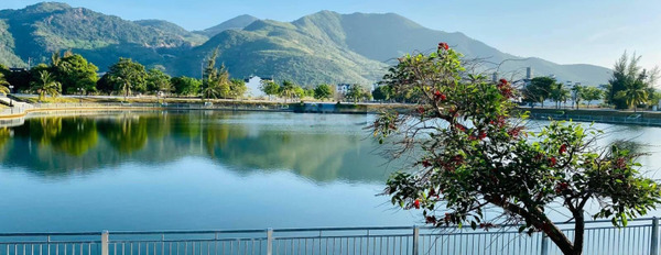 Cần bán lại nền đẹp Golden Bay view hồ view công viên, đường 26m giá tốt LH 0908 207 *** -03