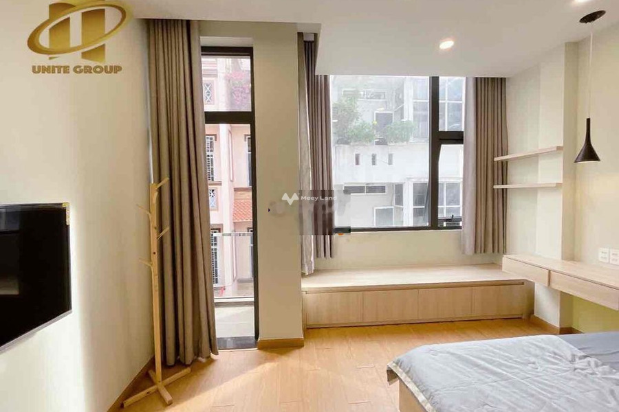 Chung cư 1 phòng ngủ, cho thuê căn hộ vị trí nằm ở Nguyễn Công Hoan, Phường 7, tổng quan căn hộ gồm có 1 PN, 1 WC khu vực đông đúc-01