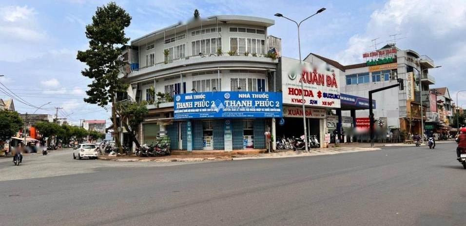 Giá 70 triệu/tháng, cho thuê nhà diện tích vừa phải 182m2 vị trí ở Long Khánh, Đồng Nai vị trí siêu đẹp