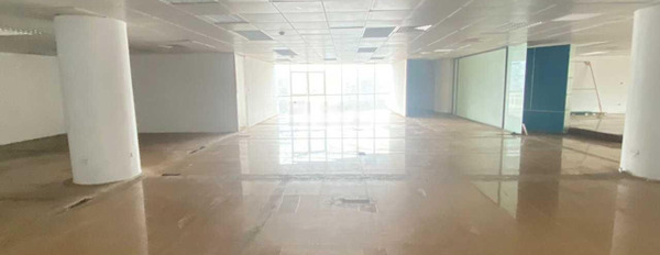 Hoàng Quốc Việt, Nghĩa Đô cho thuê sàn văn phòng có diện tích gồm 500m2 nội thất có sẵn Không nội thất-03