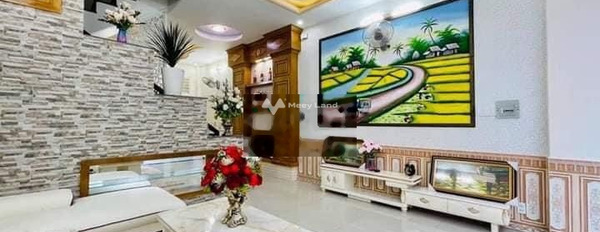 Trong nhà tổng quan bao gồm 4 PN bán nhà bán ngay với giá khuyến mãi 8.35 tỷ có diện tích chính 90m2 vị trí đẹp nằm ở Nguyễn Xuân Khoát, Tân Phú-02