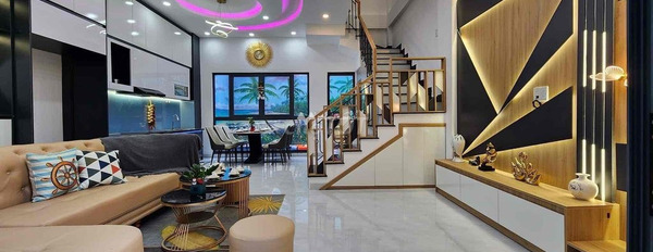 Nhà gồm 3 phòng ngủ bán nhà ở có diện tích chính 70m2 bán ngay với giá đặc biệt từ 3.95 tỷ vị trí đặt tại trung tâm Lê Độ, Thanh Khê-03