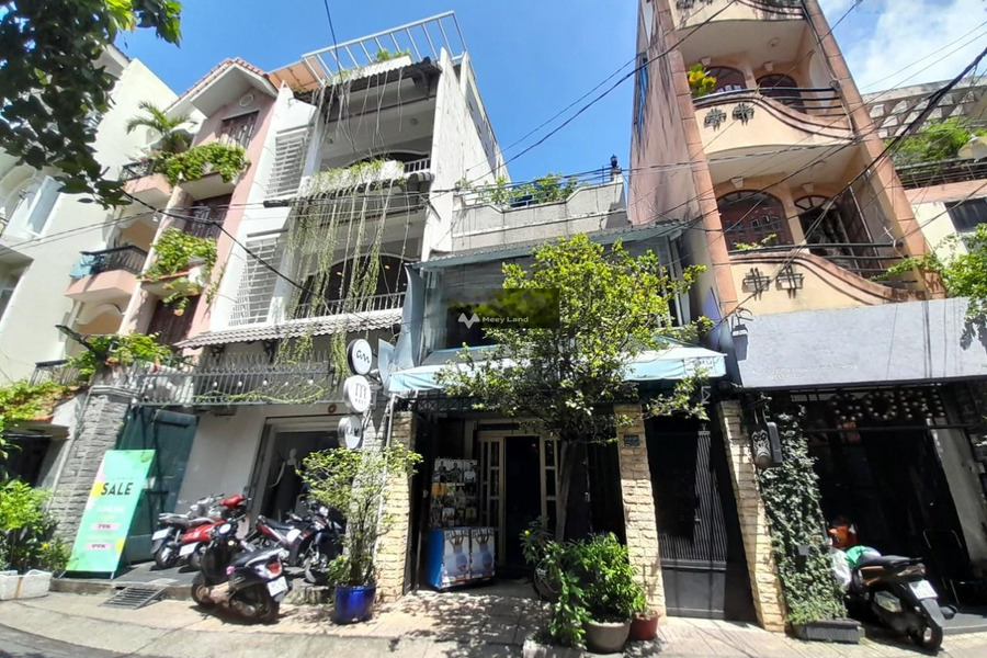 Ở Quận 3, Hồ Chí Minh, bán nhà, giá bán chỉ từ chỉ 20 tỷ diện tích chuẩn 106.9m2, nhà nhìn chung bao gồm 4 PN vị trí siêu đẹp-01