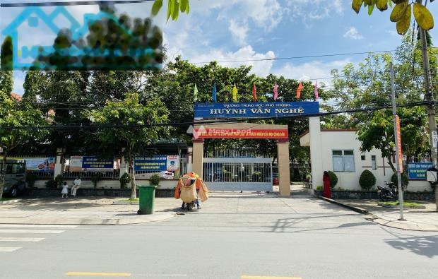 Tọa lạc ngay tại Đt 749A, Long Nguyên bán đất giá bán bất ngờ từ 800 triệu diện tích tổng 100m2-01