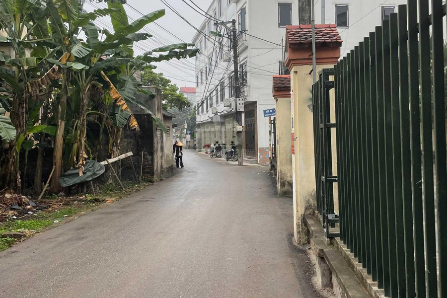 Bán hộ căn nhà tọa lạc ở Hà Đông, Hà Nội có diện tích 43.4m2 hướng Đông - Nam tổng quan căn nhà này gồm 3 PN 3 WC vào ở ngay-01