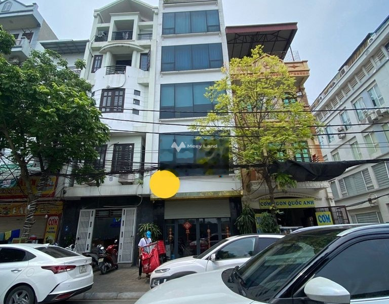 Cho thuê nhà mặt phố Trần Duy Hưng, Cầu Giấy 80 mét 5 tầng thang máy -01