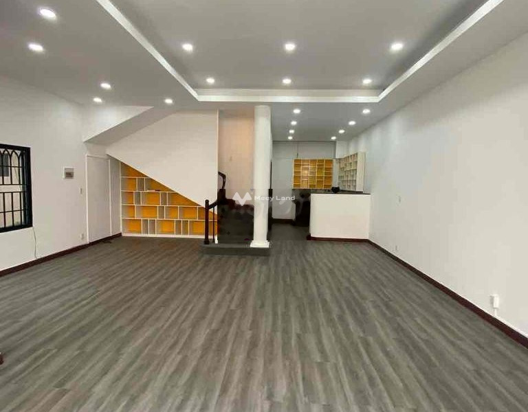 Cho thuê nhà vị trí mặt tiền nằm trên Tân Bình, Hồ Chí Minh, giá thuê siêu mềm 35 triệu/tháng diện tích vừa phải 150m2, ngôi nhà có 3 PN-01