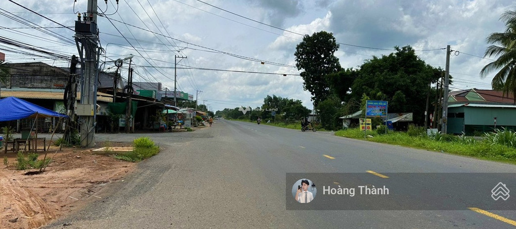 Vị trí mặt tiền nằm ngay Nguyễn Thị Định, Bến Tre bán đất, giá bán cực kì tốt chỉ 550 triệu có diện tích 120m2
