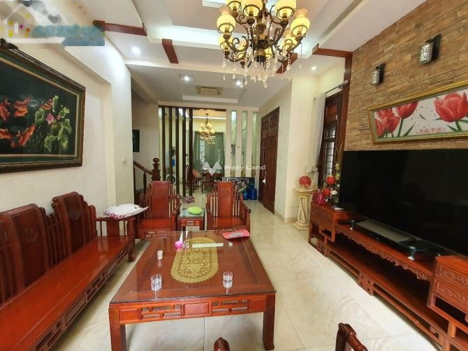 5 PN, bán biệt thự, bán ngay với giá sang tên 62 tỷ có diện tích là 155m2 vị trí đẹp tọa lạc trên Nguyễn Văn Lộc, Hà Đông-01