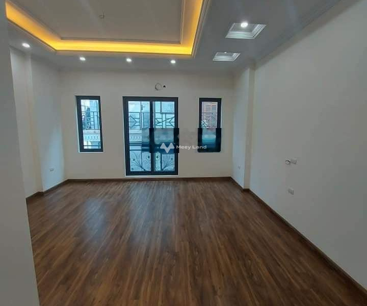 Nhà 4 PN bán nhà ở có diện tích 52.3m2 bán ngay với giá ngạc nhiên 8.9 tỷ vị trí mặt tiền tọa lạc ngay ở Tô Vĩnh Diện, Hà Nội-01