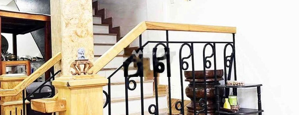 Giá bán 9.25 tỷ bán nhà có diện tích chính 30m2 vị trí tốt ở Bà Triệu, Hoàn Kiếm trong nhà tổng quan có tổng 4 phòng ngủ, 4 WC cảm ơn đã xem tin-03