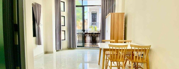 DUPLEX VIEW CỬA KÍNH KHU VỰC TÂN PHÚ -02