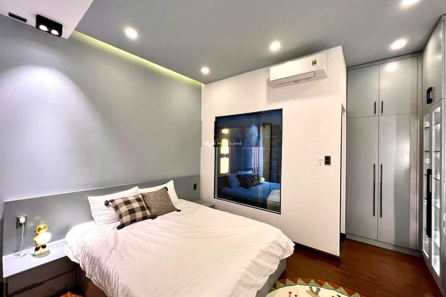 Nhà gồm 4 phòng ngủ bán nhà bán ngay với giá thỏa thuận 14.3 tỷ diện tích 60m2 vị trí mặt tiền ngay Đường 8, Hồ Chí Minh-01