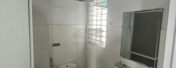 Phòng cửa sổ đón nắng - Ngay Nguyễn Kiệm -02