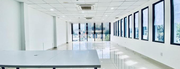 Với diện tích thực 680m2, cho thuê nhà ở mặt tiền tọa lạc ngay Bến Nghé, Hồ Chí Minh không sợ ngập nước-03