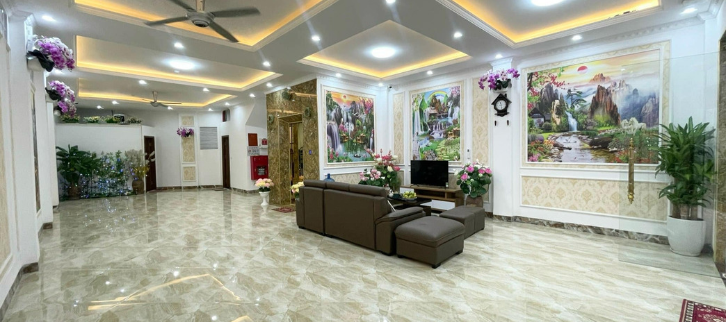 Bán nhà phố Nguyễn Sơn, 85m2, mặt tiền 8m, kinh doanh. Giá 10 tỷ