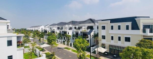 Nằm ở dự án Aqua City, bán liền kề vị trí mặt tiền gần Biên Hòa, Đồng Nai bán ngay với giá rẻ bất ngờ chỉ 6.8 tỷ diện tích quy đổi 160m2, hướng KXĐ-02