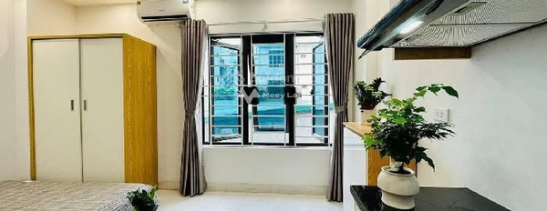 Diện tích khoảng 80m2 bán nhà vị trí ngay ở Lạc Long Quân, Nghĩa Đô ngôi nhà này có tổng 2 PN vị trí thuận lợi-03