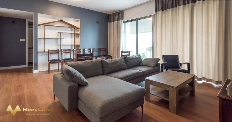 Cho thuê căn hộ Gateway Thảo Điền thuộc tầng cao, diện tích rộng rãi 143m2, 4 phòng ngủ-01