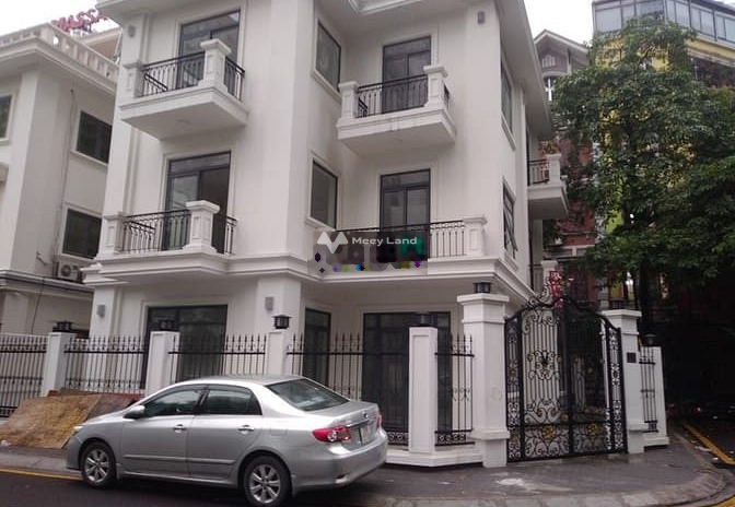Cho thuê nhà liền kề 4,5 tầng phố Võ Chí Công, Tây Hồ. 130m2x 4 tầng 