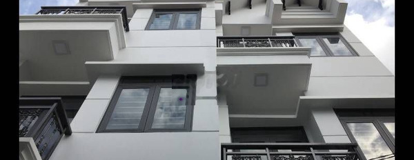 Bán nhà mới 5 tầng ngang 4,4x7m hẻm VIP Lạc Long Quân giáp Q10 chợ TB -03