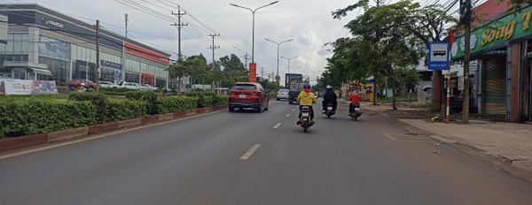 1 lô duy nhất ngay sau bệnh viện Hoàn Mỹ-03