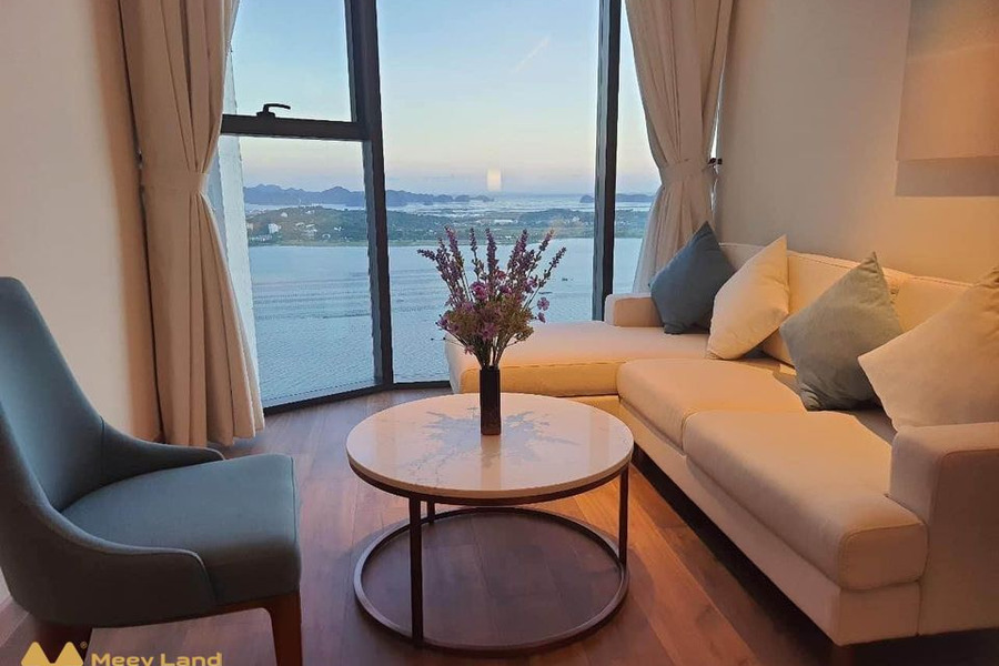Cần bán căn hộ view chính biển tại toà tháp Alacarte, mặt biển trung tâm Hạ Long-01