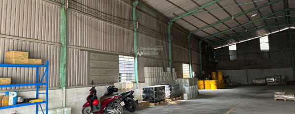 Vị trí mặt tiền tọa lạc ngay Đường 43, Tân Uyên cho thuê kho bãi 850m2 thuê ngay với giá tốt bất ngờ chỉ 40 triệu/tháng khu vực dân cư-02