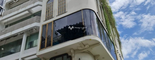 Cho thuê nhà có diện tích khoảng 75m2 trong Quận 1, Hồ Chí Minh thuê ngay với giá từ 45 triệu/tháng, trong nhà này có tổng 2 PN-02