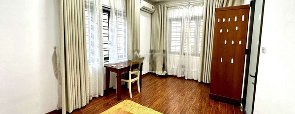 Nhà có 3 phòng ngủ, cho thuê nhà, giá thuê chính chủ 14.5 triệu/tháng diện tích rộng rãi 35m2 vị trí đặt ở tại Trần Hưng Đạo, Phan Chu Trinh-02